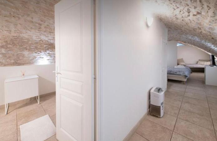 Le Bon'Appart Proche Insead Fontainebleau Exteriör bild
